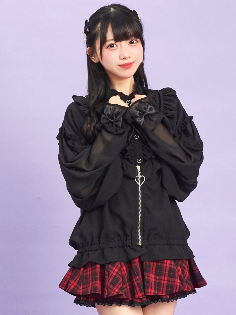 アリス シーハニ 仮装 衣装